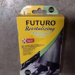 Pair of FUTURO Revitalizing Trouser Socks For Women, Large, Black